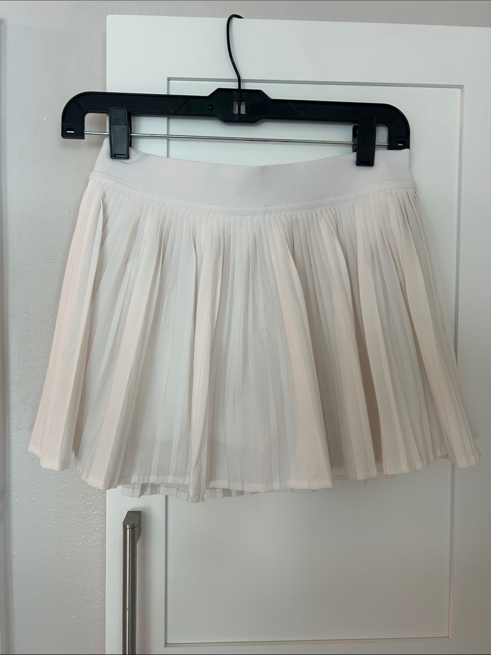 lululemon athletica Cream Pleated Skater Skirt